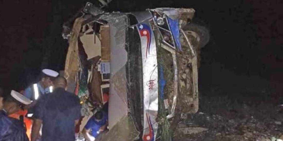 बारा बस दुर्घटनामा मृत्यु हुने सात जनाकै सनाखत